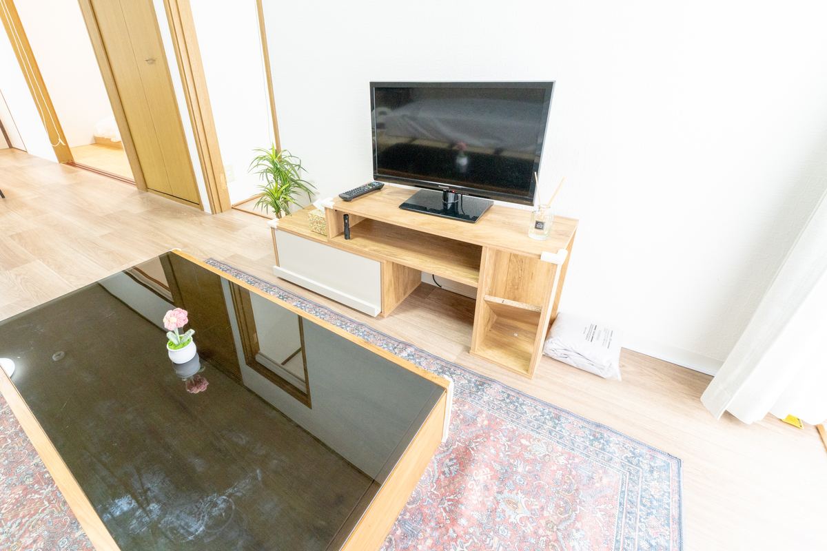 テレビとローテーブル